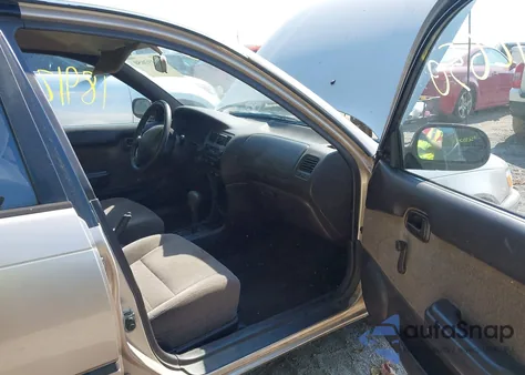 1994 Toyota Corolla Dx z USA, uszkodzony, nr VIN JT2AE09V9R0059882